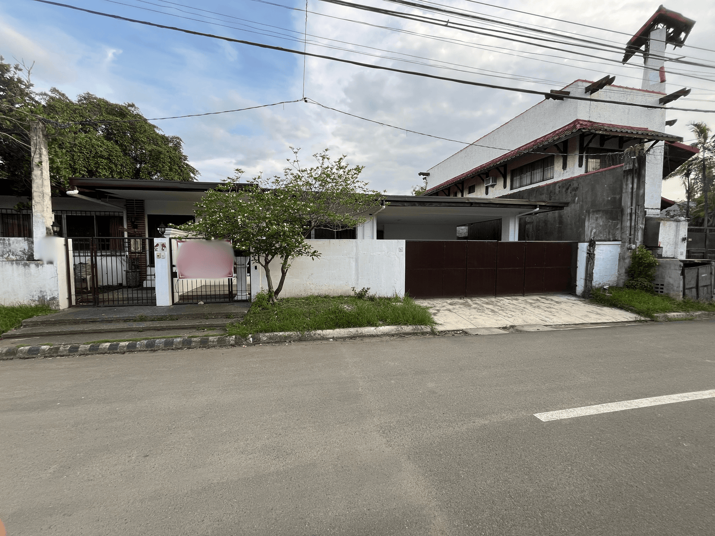 Duplex in Merville Park, Parañaque (Executive Area)