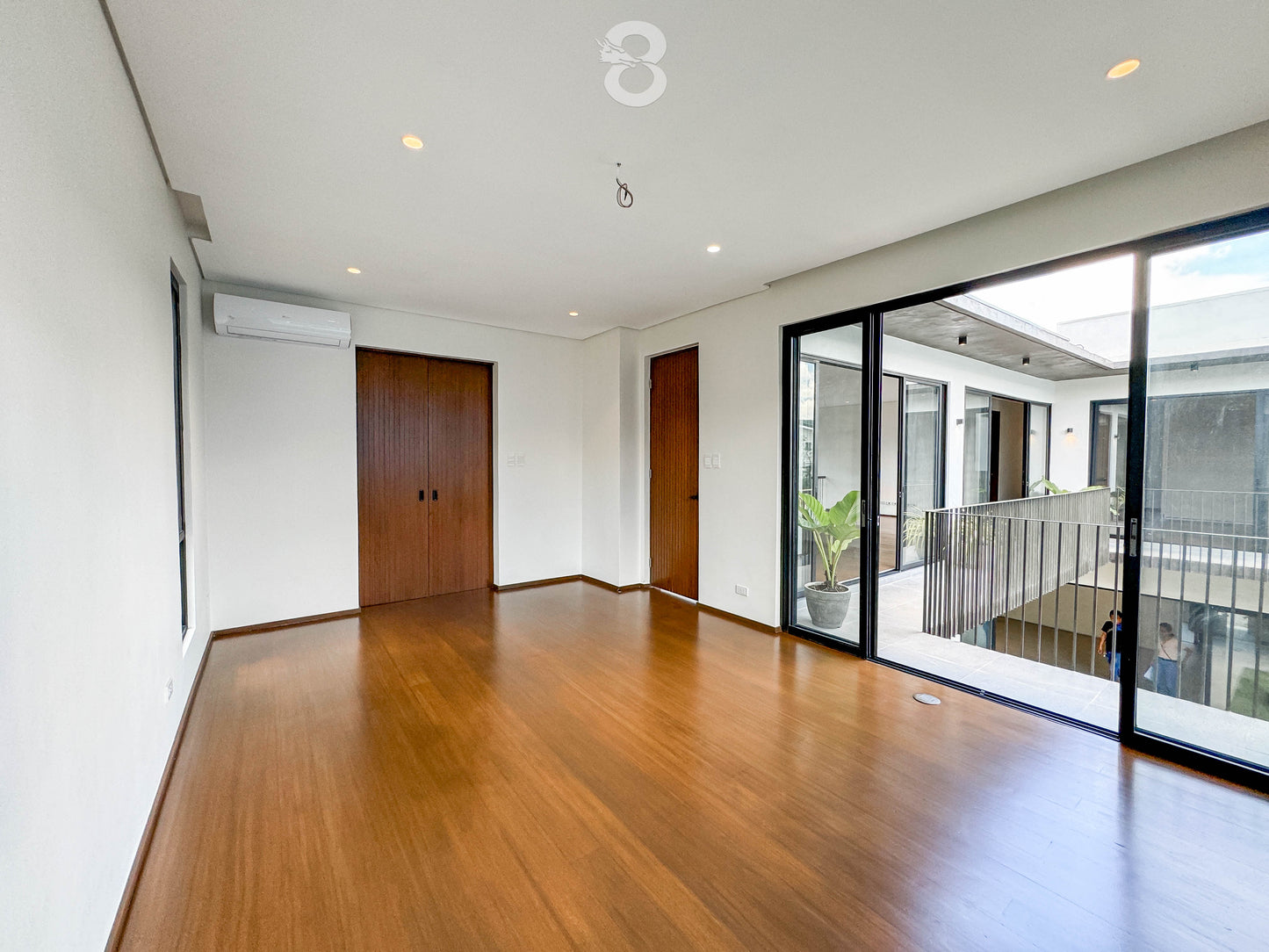 Modern house in South Green Park (beside Merville Park)