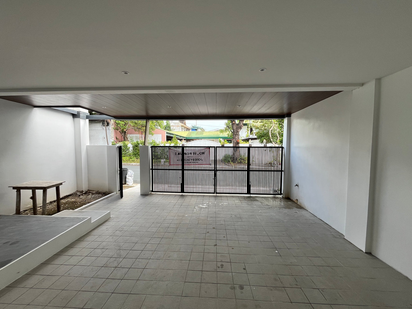 Modern House for sale in Merville Park, Parañaque