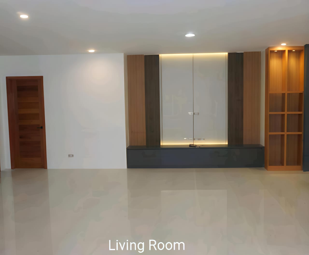 Modern House in Molave Park (inside Merville Park, Parañaque)