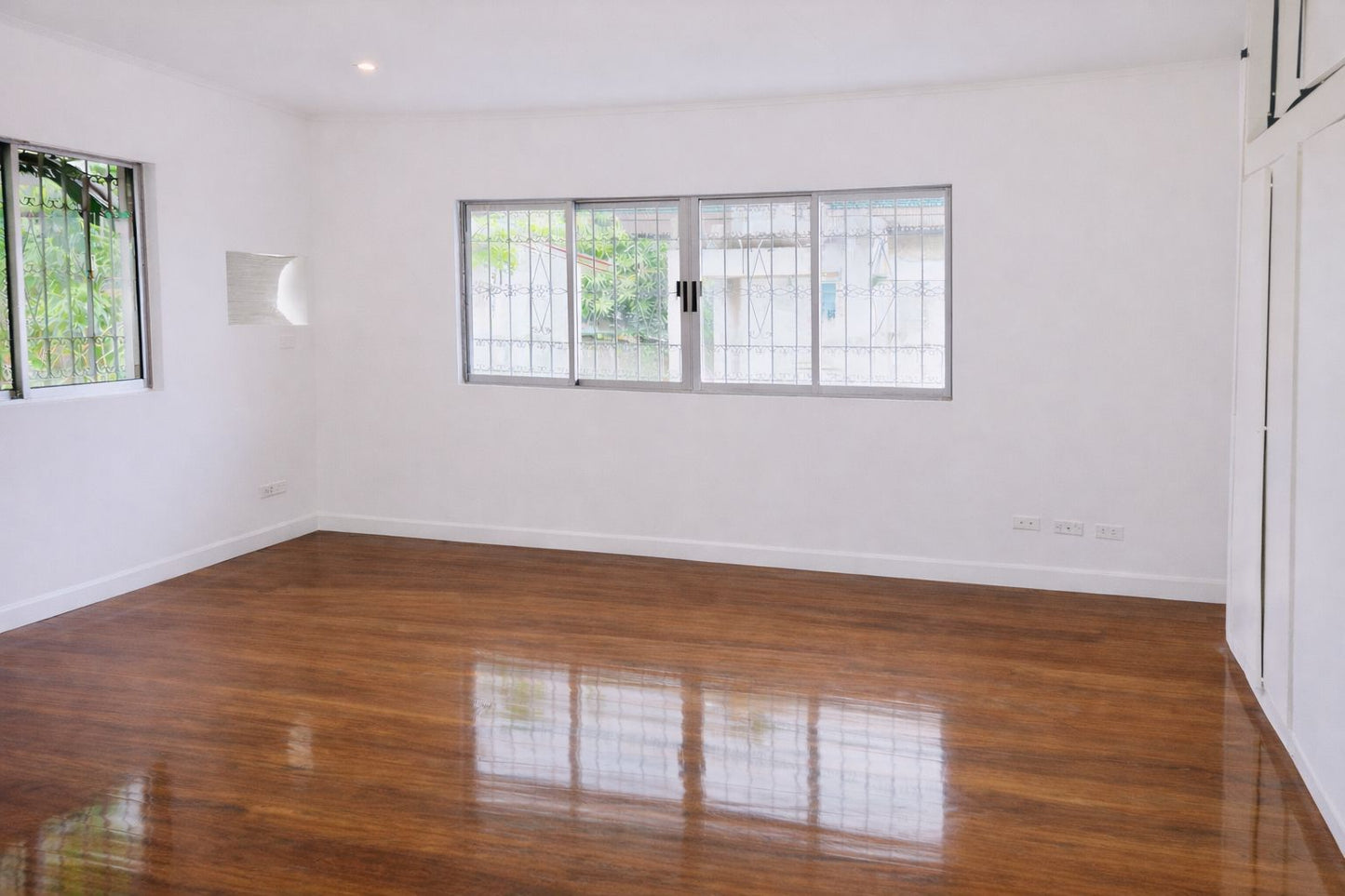 House in Merville Park (Executive Area), Parañaque