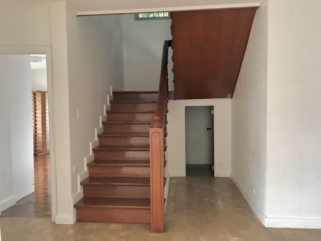 House in Merville Park (Executive Area), Parañaque