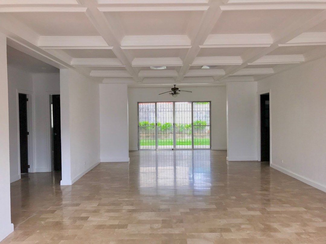 House in Merville Park (Executive Area), Parañaque