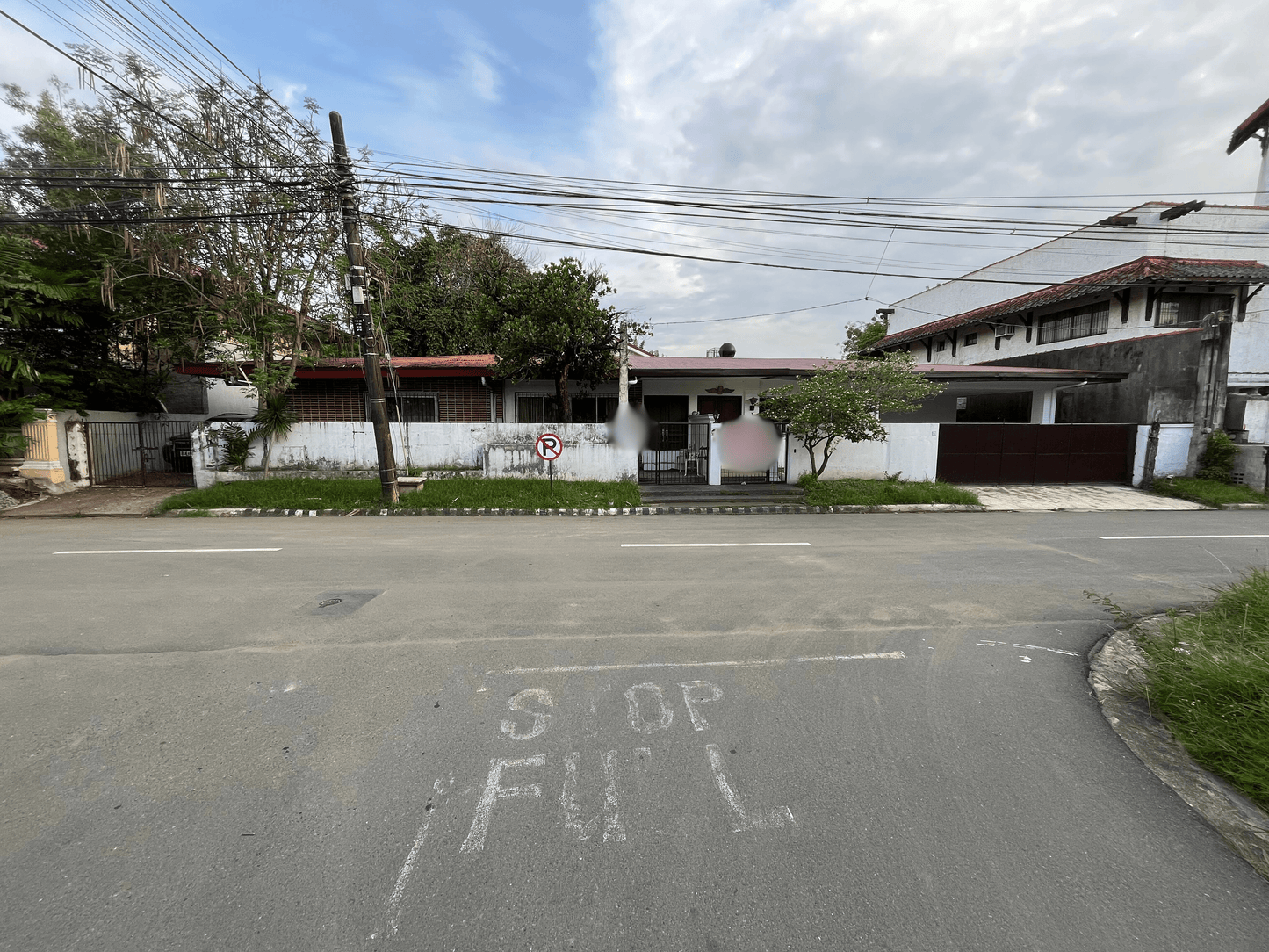 Duplex in Merville Park, Parañaque (Executive Area)