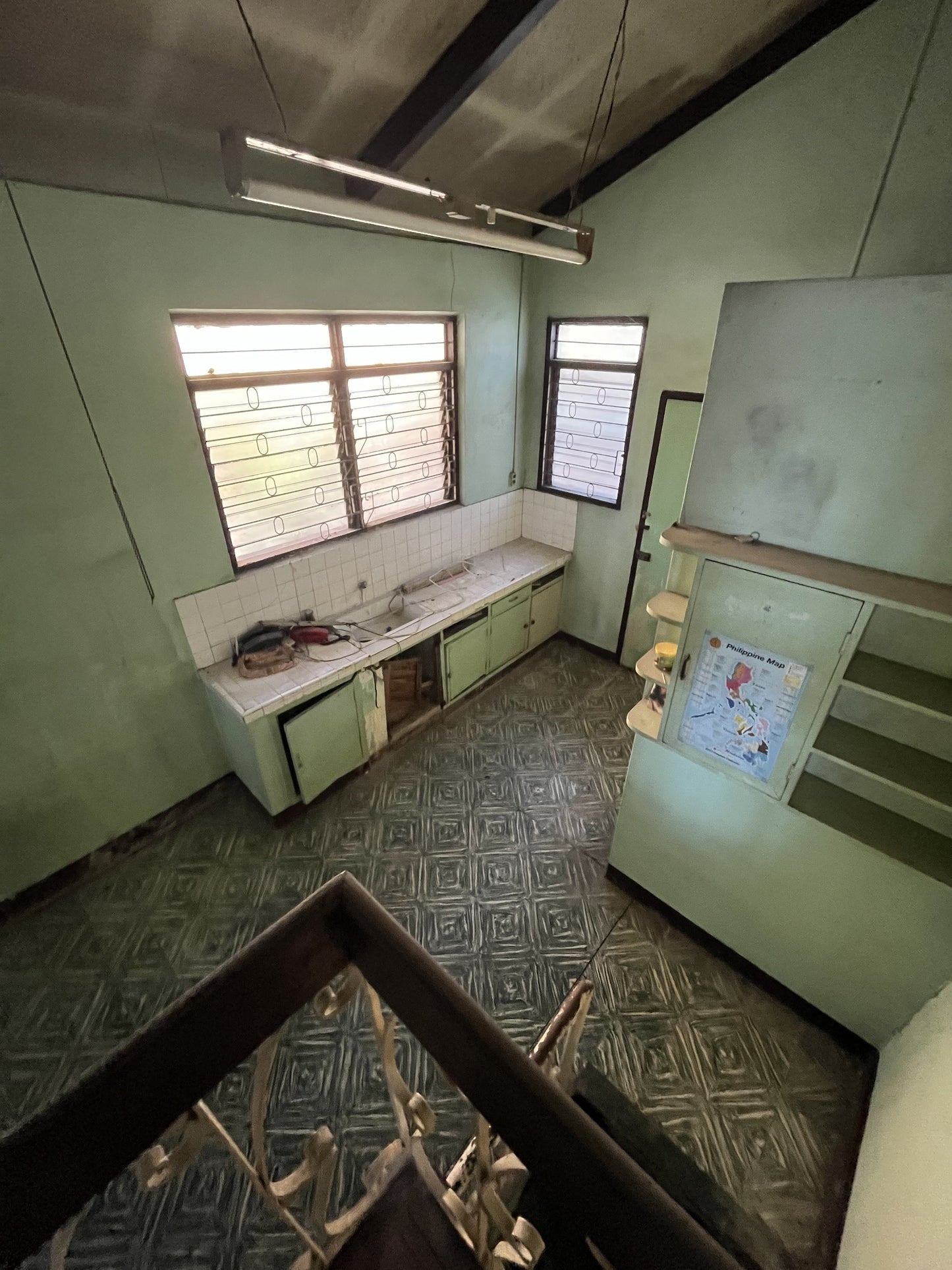 Old house in Merville Park, Parañaque