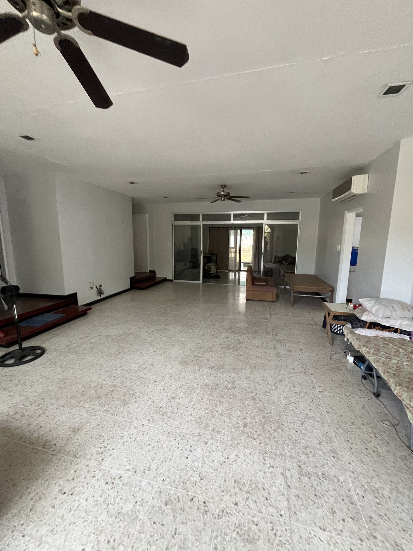 Bungalow for sale in Merville Park, Parañaque