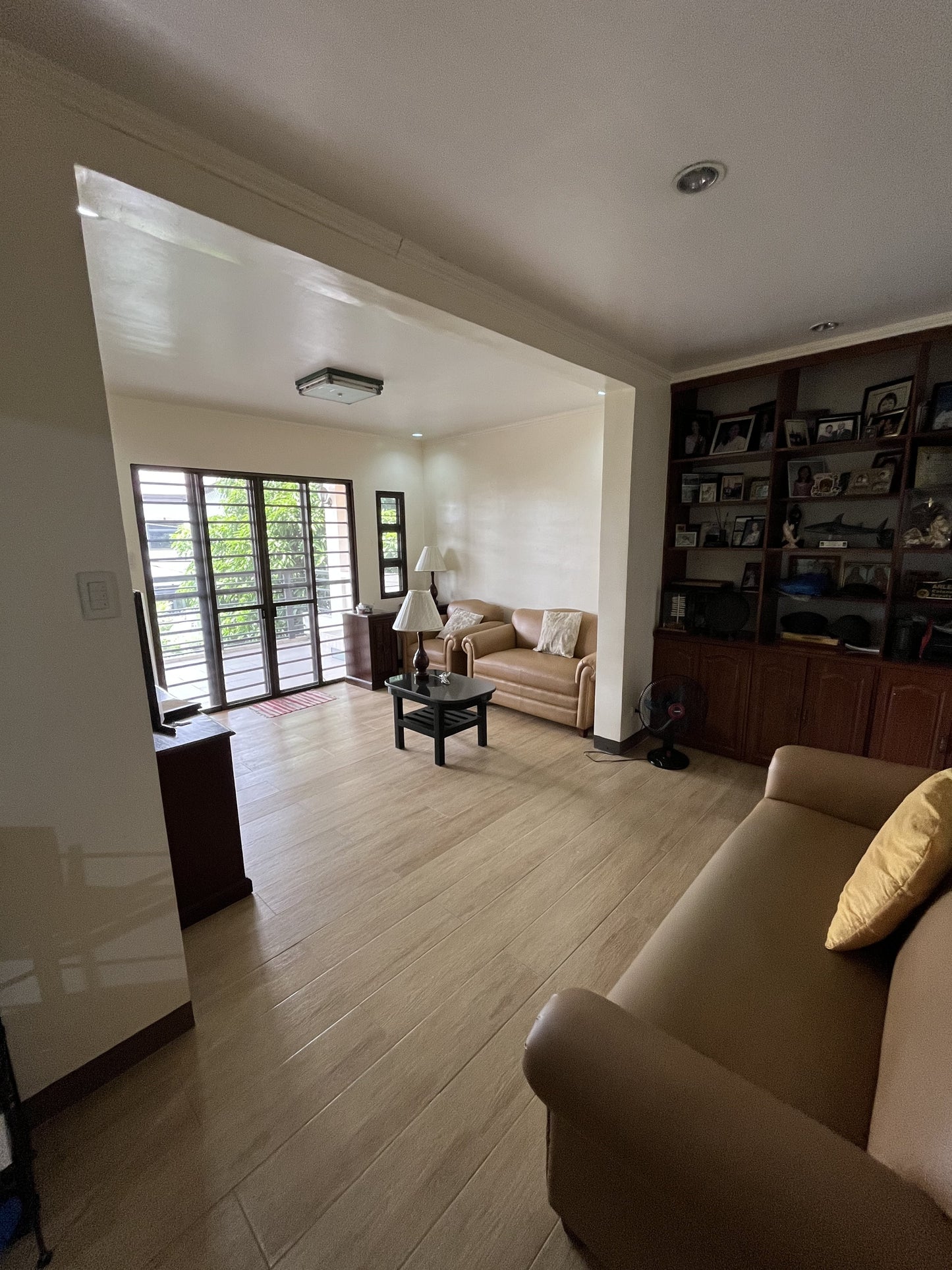 House in Merville Park Parañaque City