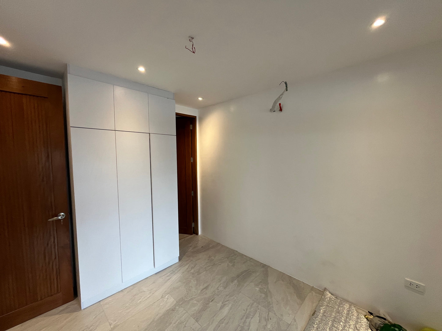 Modern House for sale in Merville Park, Parañaque