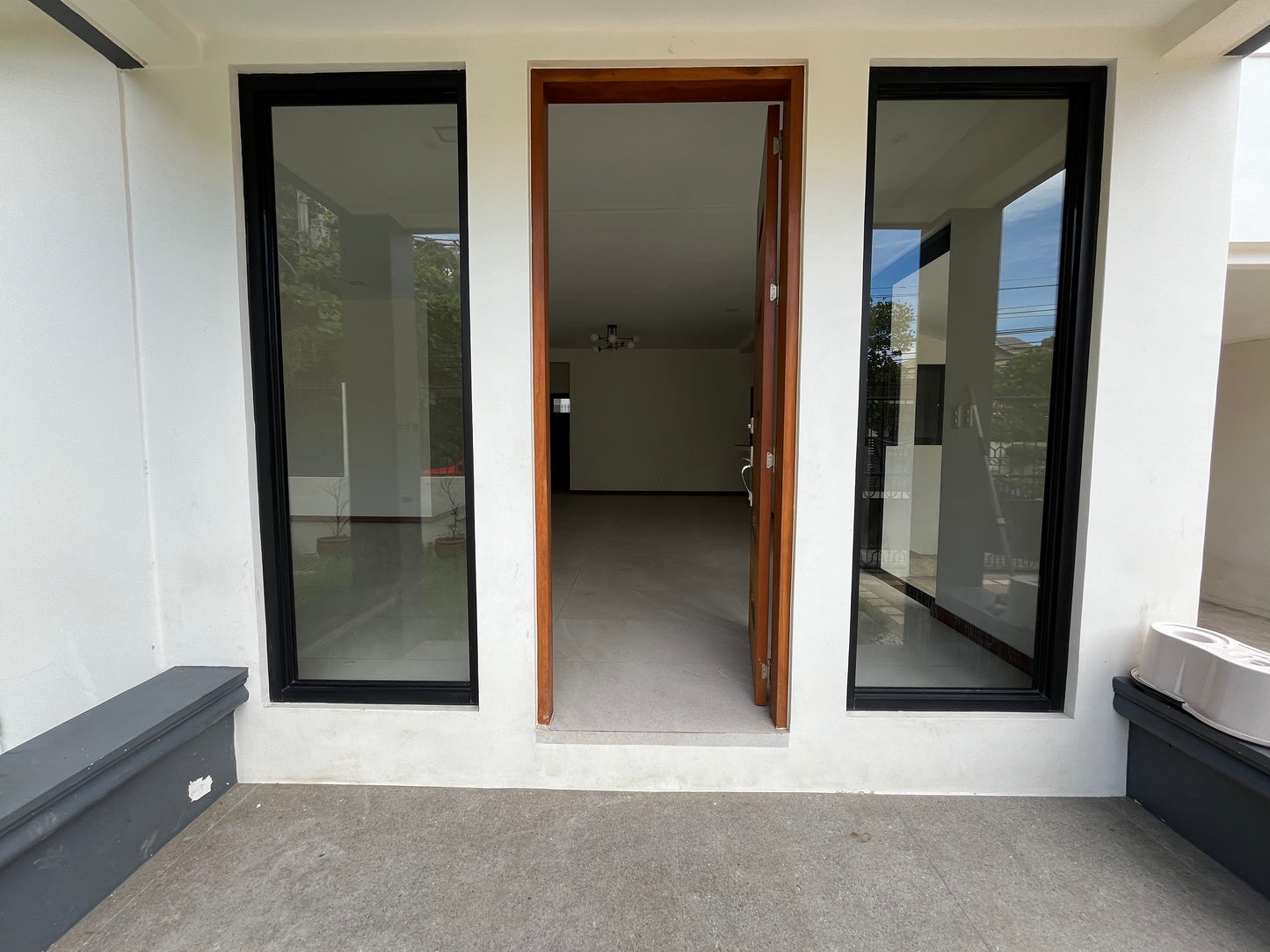 Bungalow for sale in Merville Park, Parañaque