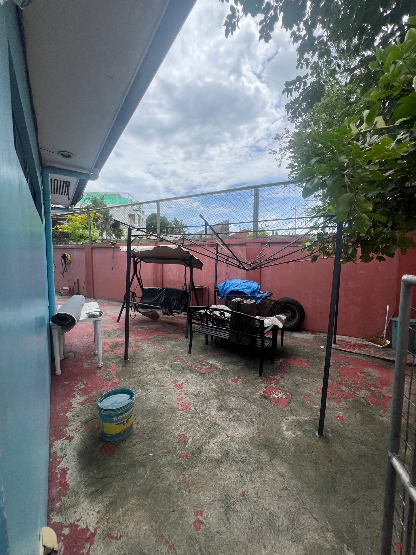 House in Merville Park, Parañaque