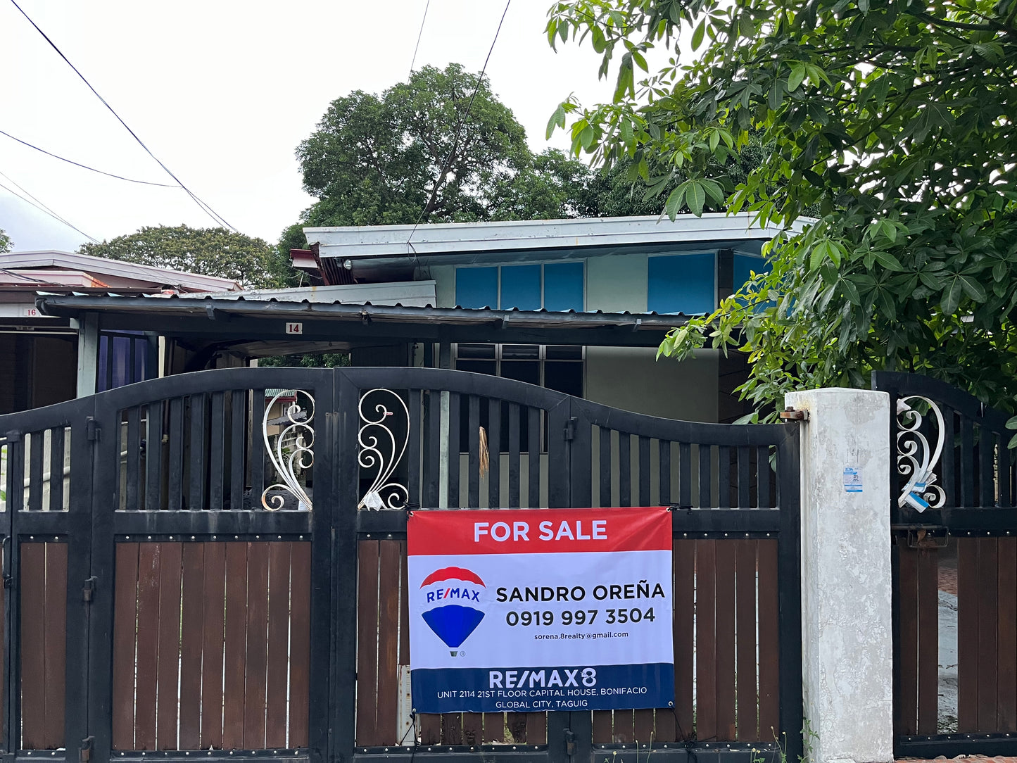 House in Merville Park, Parañaque