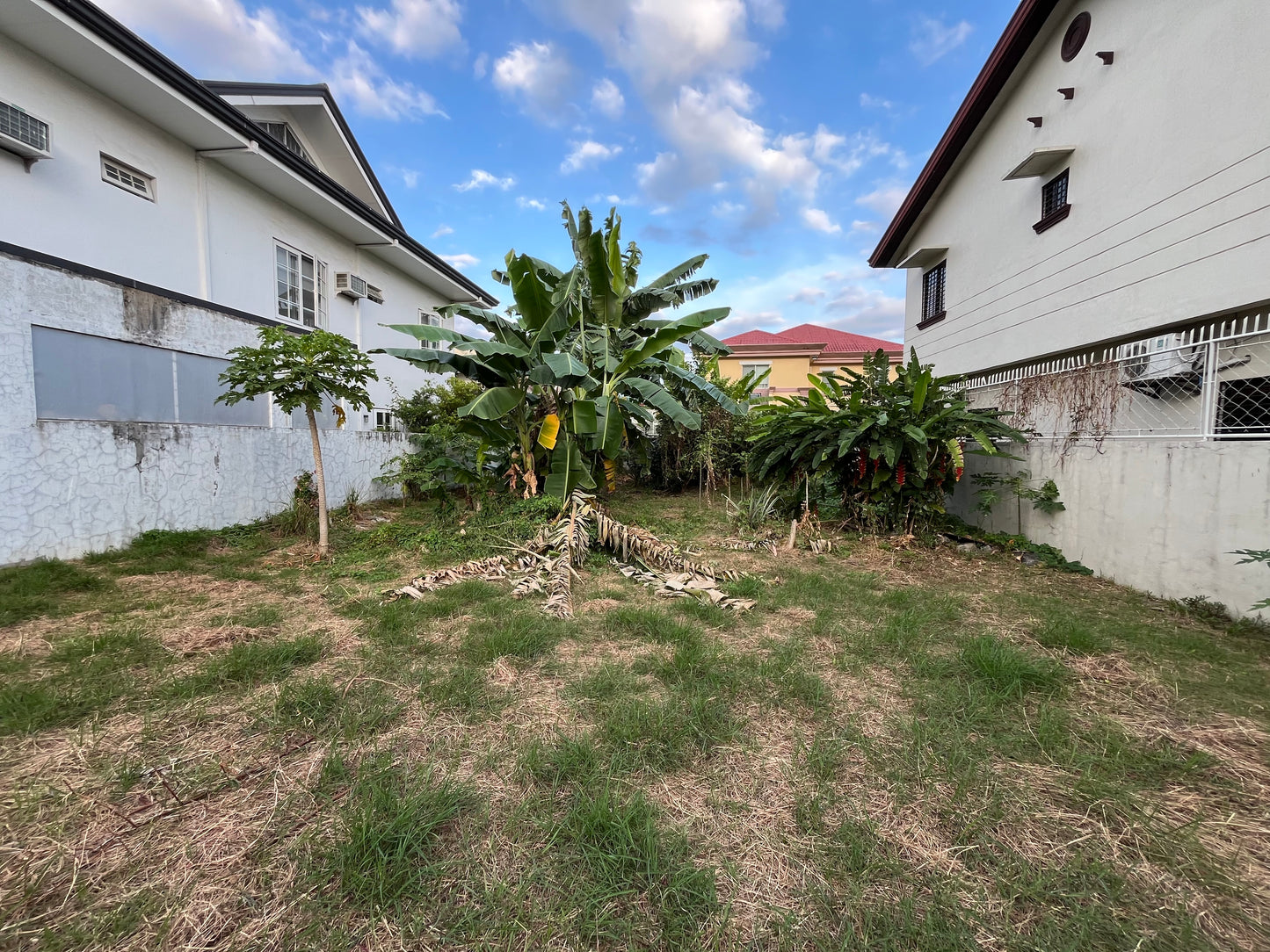 Vacant Lot in Miraleste Grove, (inside Merville Park, Parañaque)