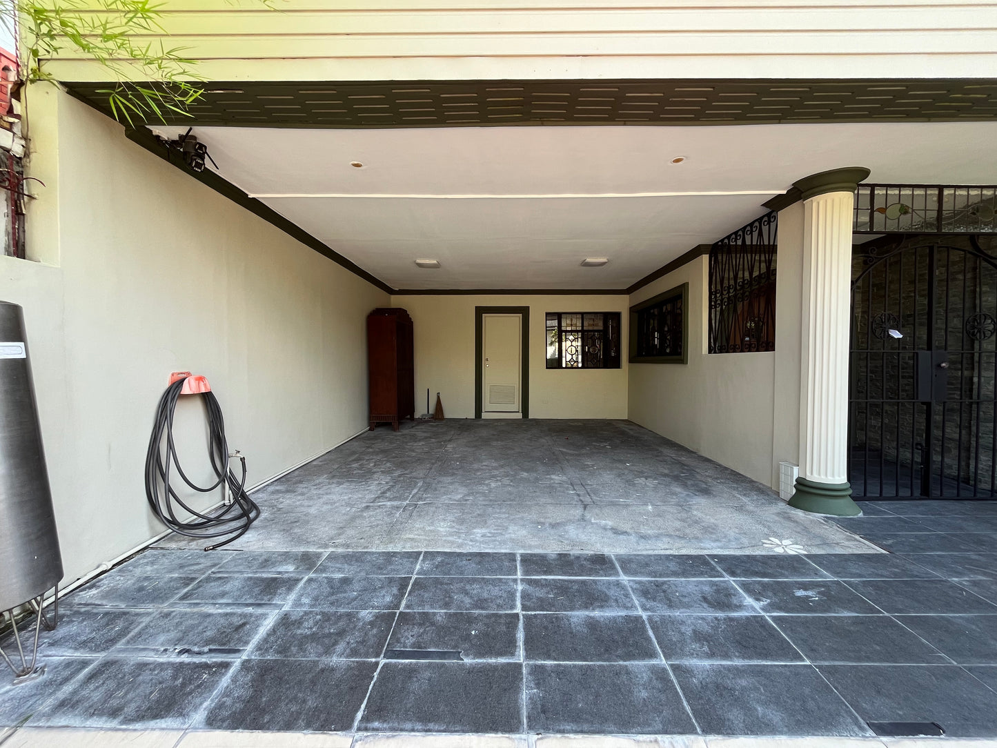 House in Merville Park (Executive Area), Parañaque