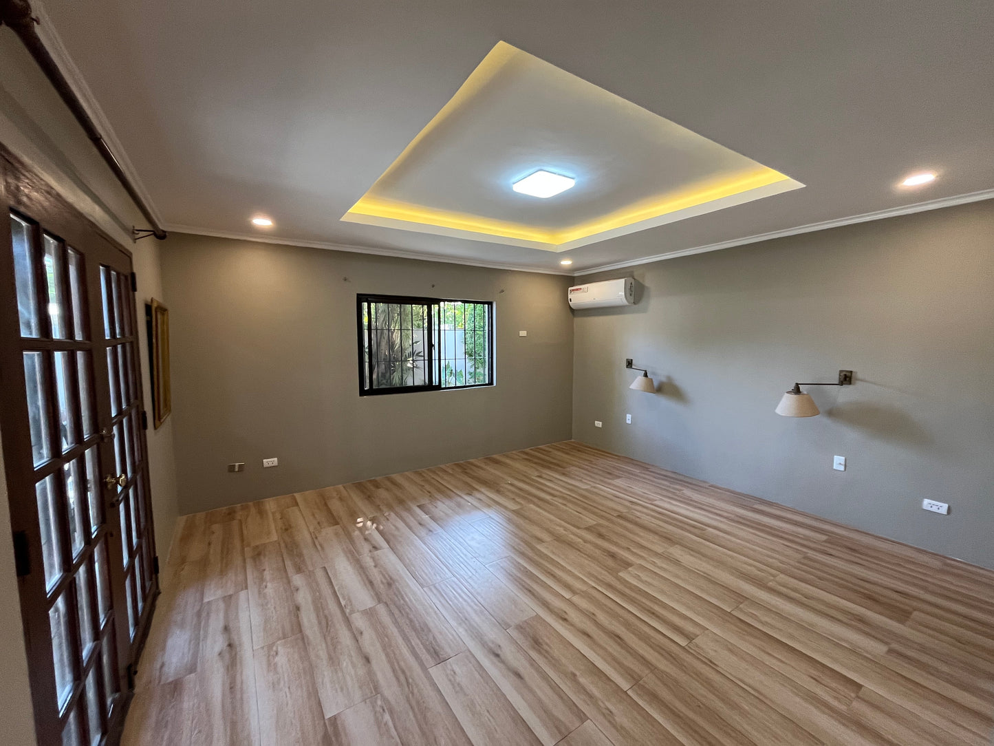 House in Merville Park (Executive Area), Parañaque