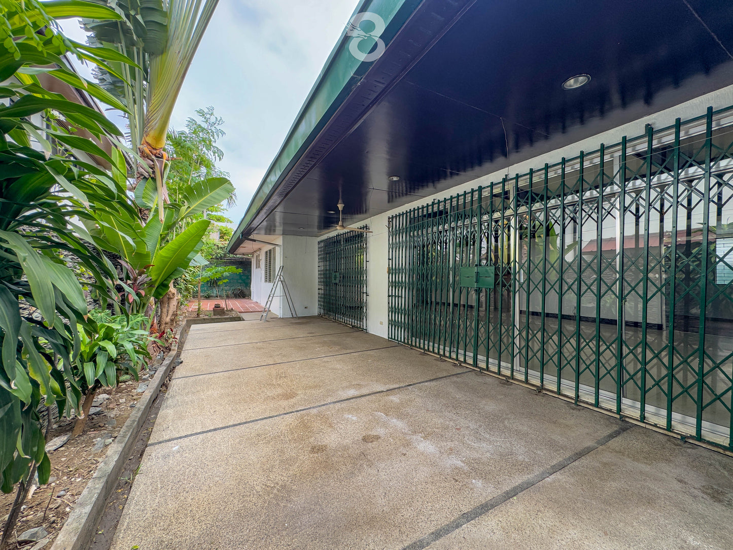 Bungalow for sale in Merville Park (Executive Area), Parañaque