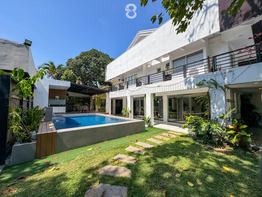 Modern Tropical House in Greenville (inside Merville Park, Parañaque)
