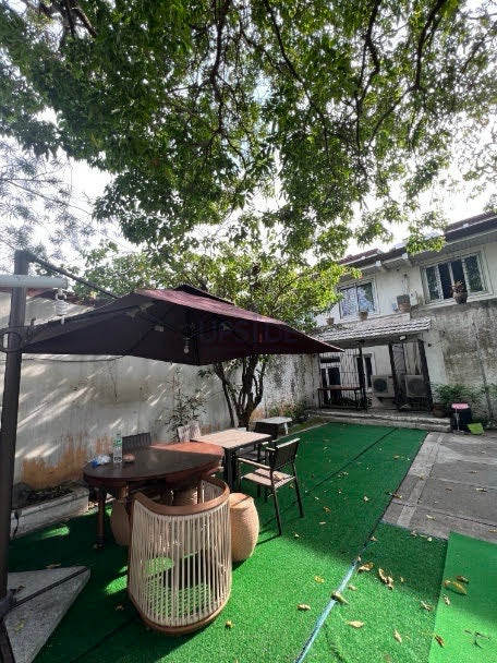 Duplexes for sale in Merville Park, Parañaque City